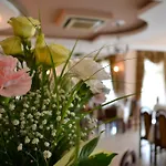 - Restauracja Koral Величка