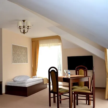 Hotel - Restauracja Koral