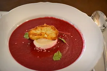 - Restauracja Koral Szálloda 3*