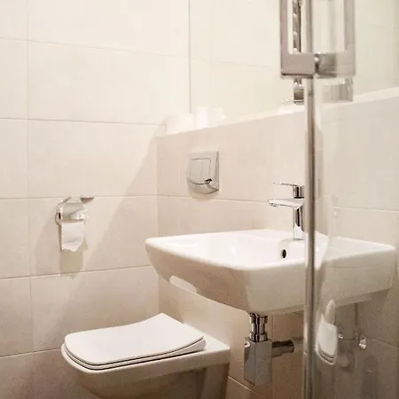 Szálloda - Restauracja Koral