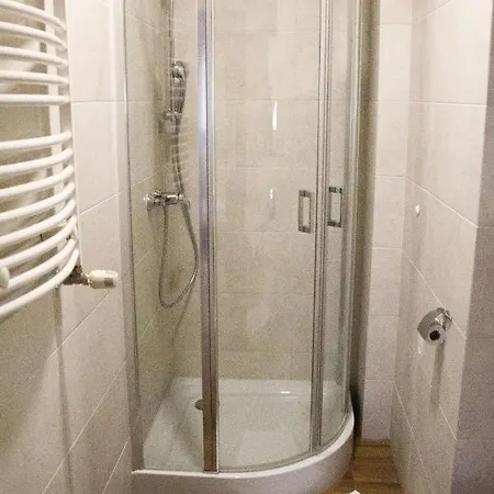 - Restauracja Koral 3* Wieliczka