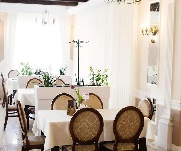 Szálloda - Restauracja Koral 3*