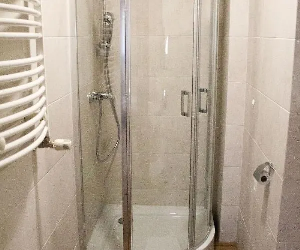 - Restauracja Koral 3* Wieliczka